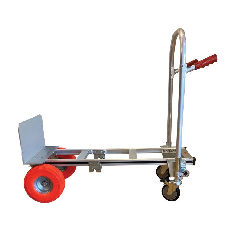 עגלת משא אלומיניום דו-מצבית של B.Tech עד 400 ק"ג במבט צד — עגלת העברת משא מתגלגלת בגוף אלומיניום כסוף, זוג גלגלים קדמיים גדולים אדומים עם צמיגי גומי ושני גלגלי סיבוב אחוריים קטנים, ידית מסעית-ארוכה בקצה עליון עם ידיות גומי אדומות. מצב דו-פונקציונאלי: אנכי להעברת קרטונים גדולים, או אופקי לעבודת משטח במצב לדור. מק"ט 0503195 — עגלה מקצועית למחסנים ולמעבר ציוד.