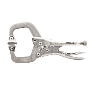 פלייר נעילה C-Clamp CR-MO של B.Tech במבט צד — פלייר תפיסת C עם פתח C משושה, גוף פלדה כסוף מסומן CR-MO ומק"ט 0500518 ולוגו B.Tech, בורג כיוון אחורי עם כפתור מסולסל וידית שחרור מהיר. עשוי כרום-מוליבדן לעמידות מקסימלית. מקצועי לקיבוע פלדה לריתוך. מק"ט 0500518.